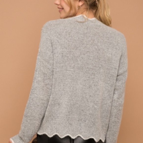 Hem & Thread Contemporary V Neck Scallop Sweater - Picture 6 of 8